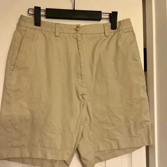 Tommy Hilfiger Golf women's khaki shorts size 10 - Picture 1 of 7